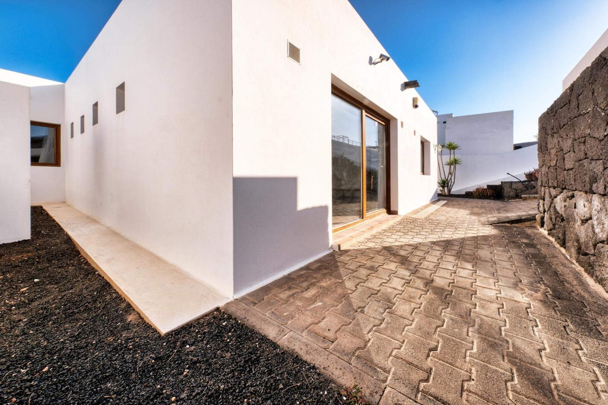 Lava And Sea- Private Pool, Amazing Sea Views Villa ปลายาบลังกา ภายนอก รูปภาพ